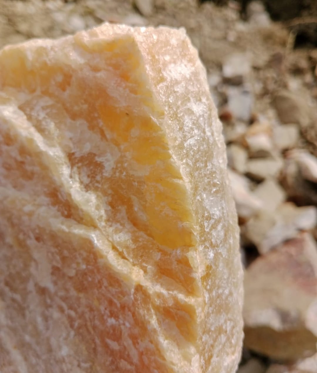 Yellow Quartz (Citrine)