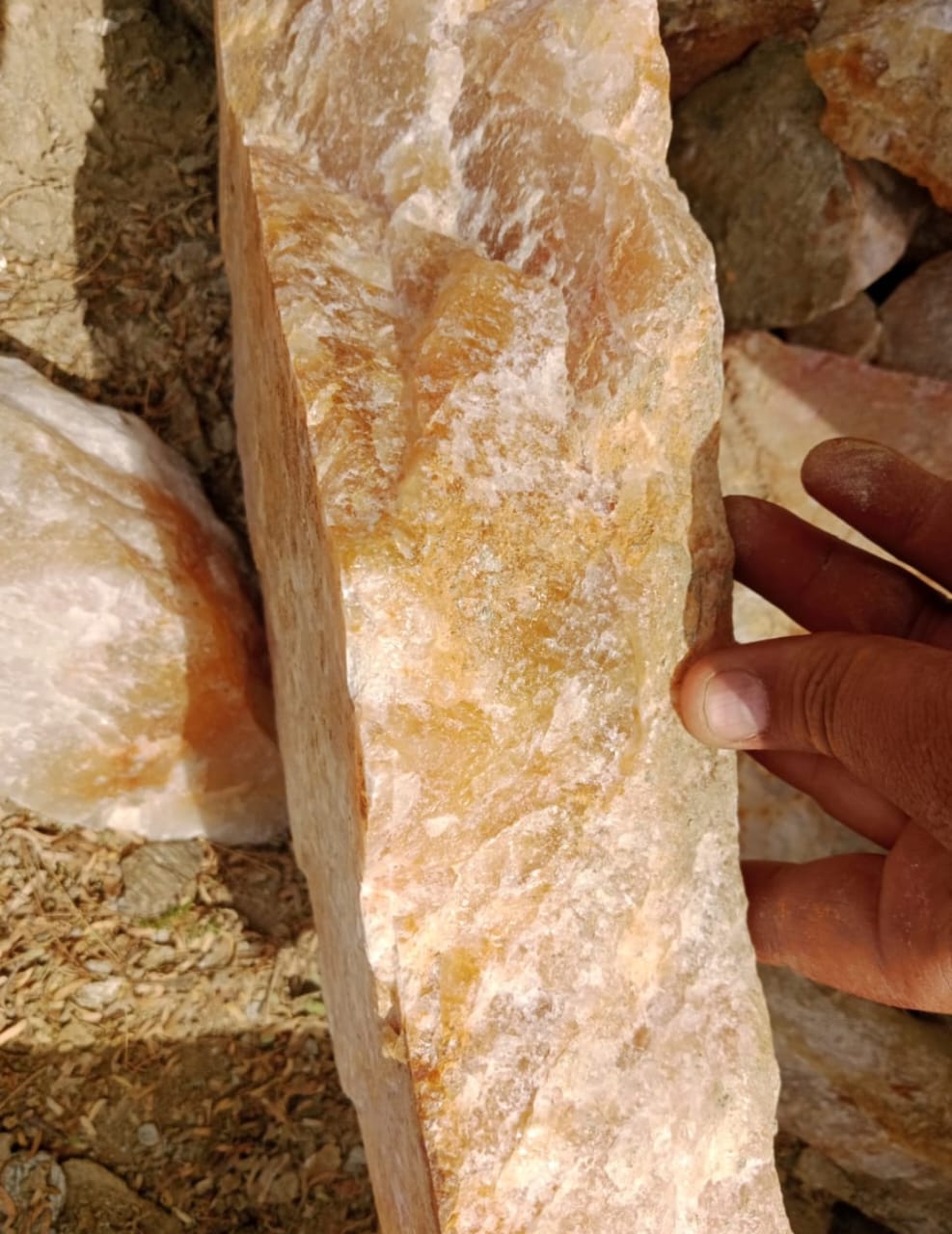 Yellow Quartz (Citrine)